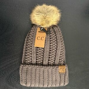 C. C Beanie Fuzzy Fleece Lined Earth Grey Fur Pom Thick Cable Knit